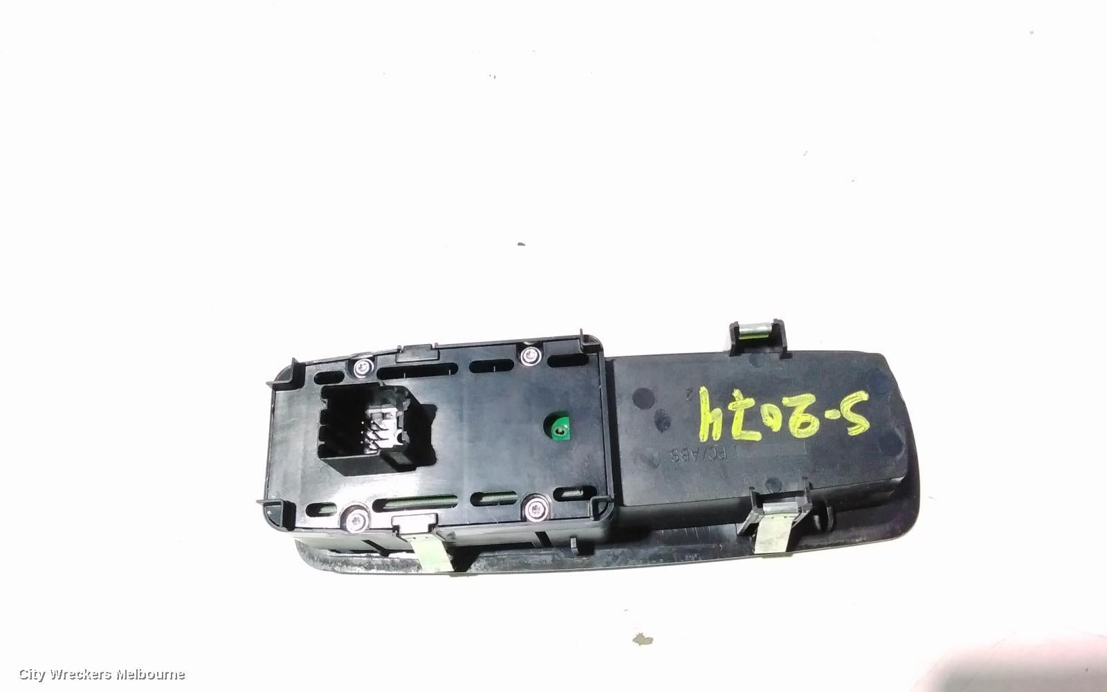 JEEP CHEROKEE PWR DR WIND SWITCH, LH FRONT, KK, 09/2009 - 10/2012 - Image 3