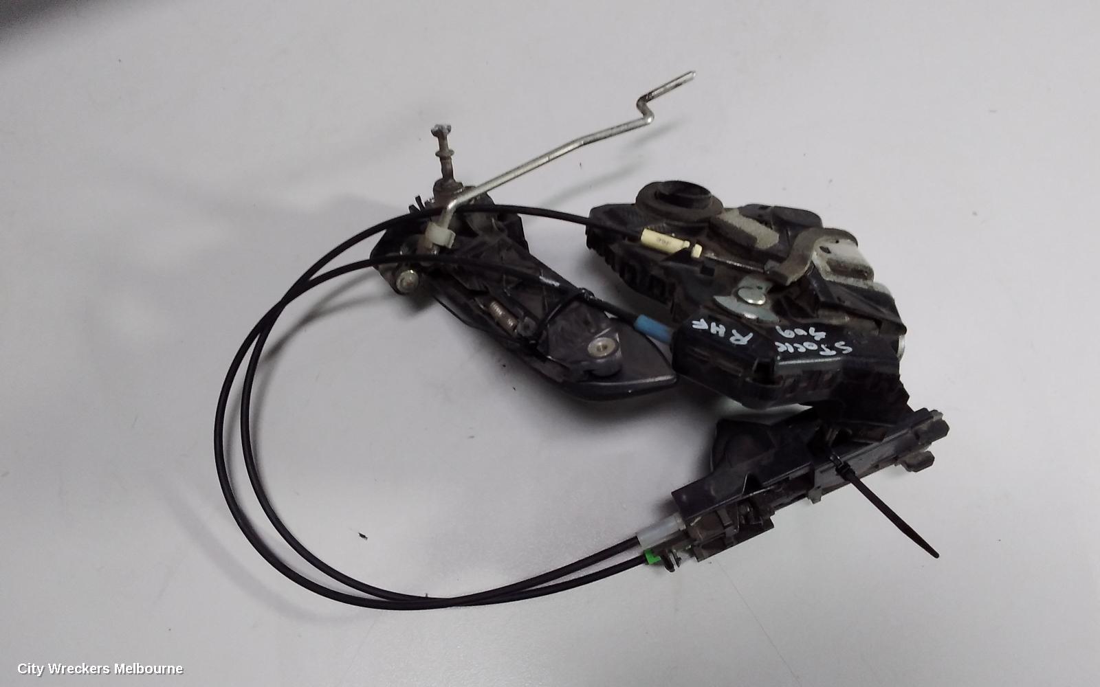 TOYOTA HIACE DOOR/BOOT/GATE LOCK, RIGHT FRONT DOOR LOCK, TRH/KDH, 03/2005 - 04/2019 - Image 2