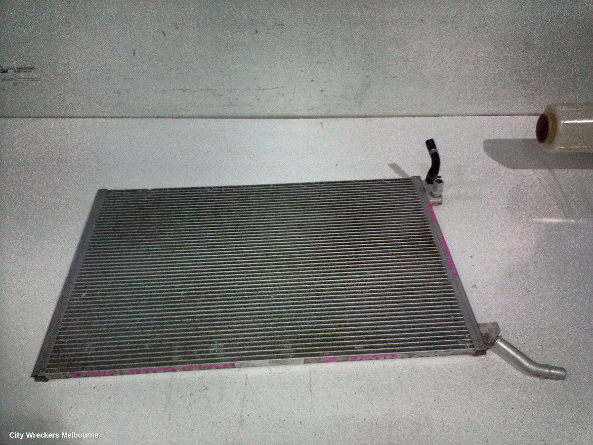 JAGUAR F PACE RADIATOR, X761, SECONDARY RADIATOR (CLOSEST TO BUMPER), AUTO, DIESEL, 2.0, TURBO, 02/2016 - 10/2020 - Image 2