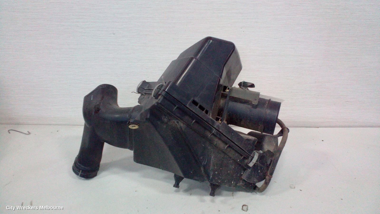 NISSAN XTRAIL AIR CLEANER/BOX, AIR CLEANER, T30, 10/2001 - 12/2005 - Image 3