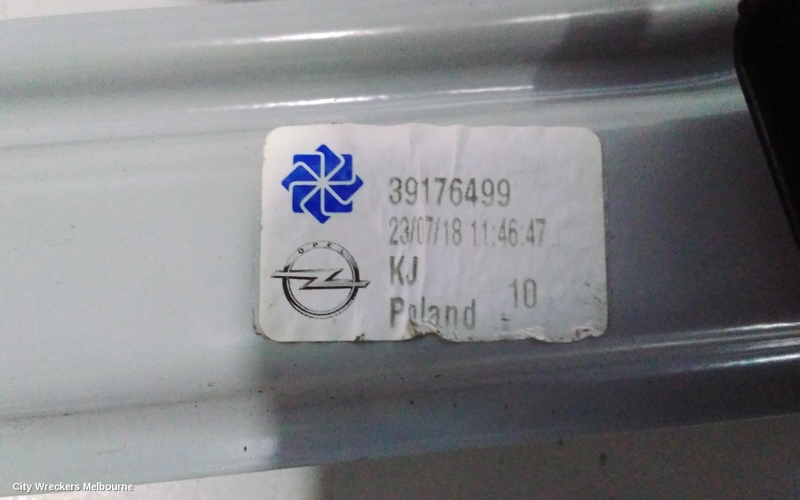 HOLDEN COMMODORE LEFT FRONT WINDOW REG/MOTOR, ZB, 10/2017 - 12/2020 - Image 3