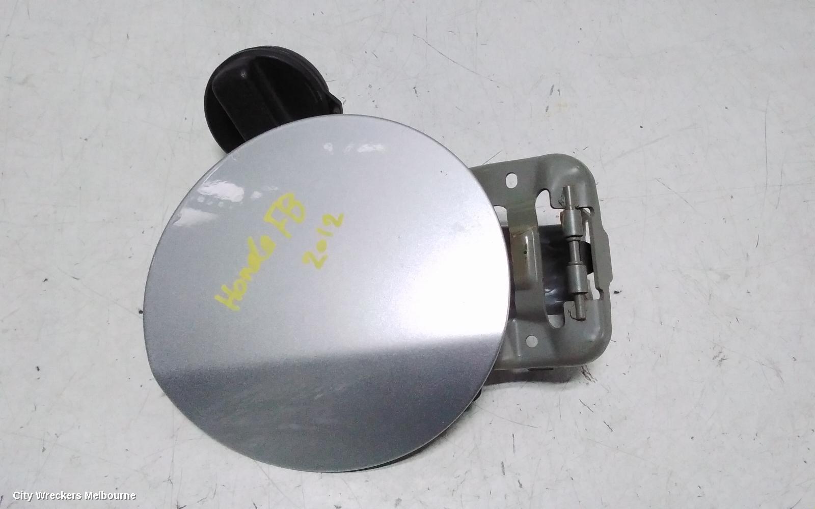 HONDA CIVIC FUEL DOOR / FILLER, 9TH GEN 02/2012 - 05/2016 - Image 3