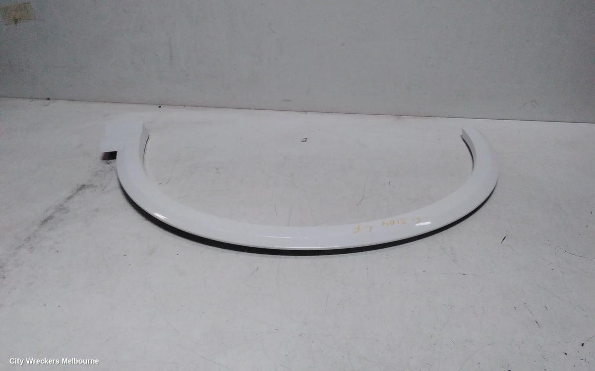 AUDI Q2 WHEEL ARCH FLARE, GA, LH FRONT, 10/2016 ONWARDS - Image 2