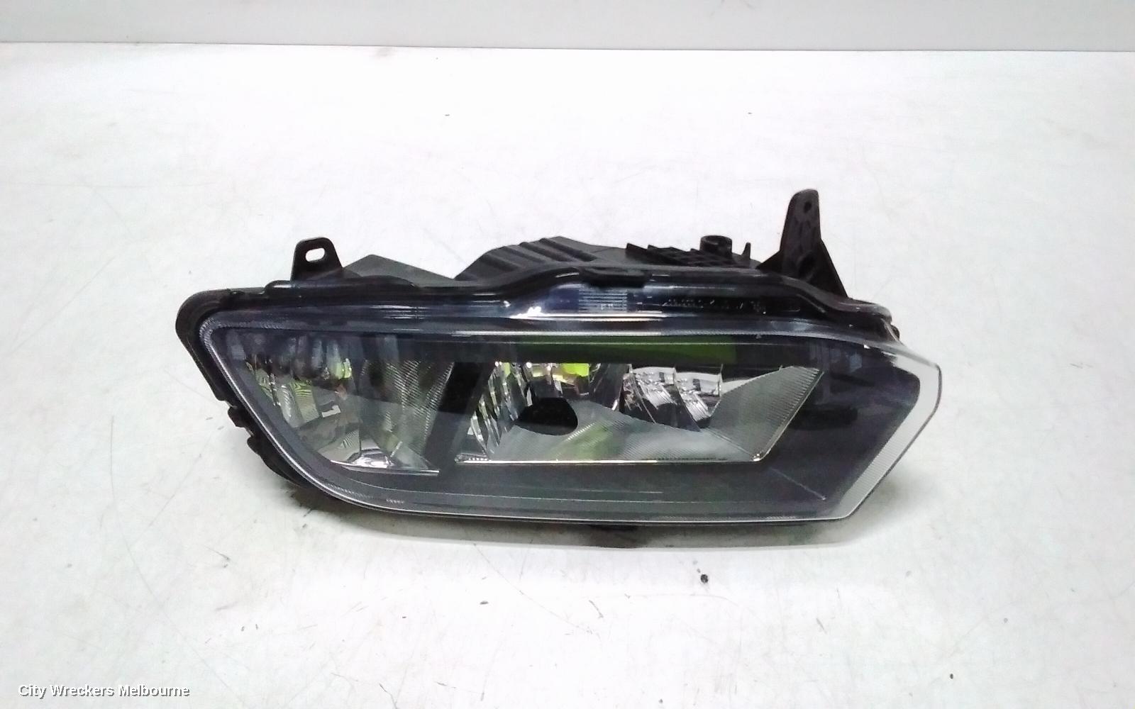 VOLKSWAGEN POLO LEFT INDICATOR/FOG/SIDE, BUMPER FOGLAMP, 6R, 05/2014 - 09/2017 - Image 1