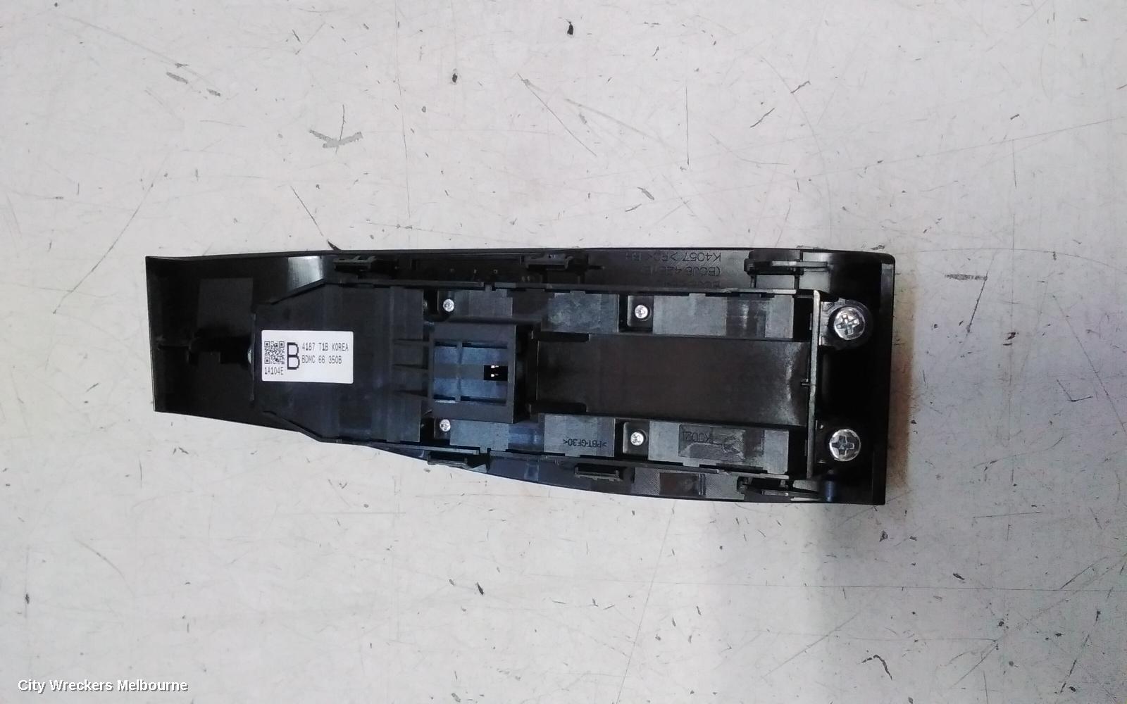 MAZDA 3 PWR DR WIND SWITCH, RH FRONT (MASTER SWITCH), BP, 03/2019 ONWARDS - Image 3