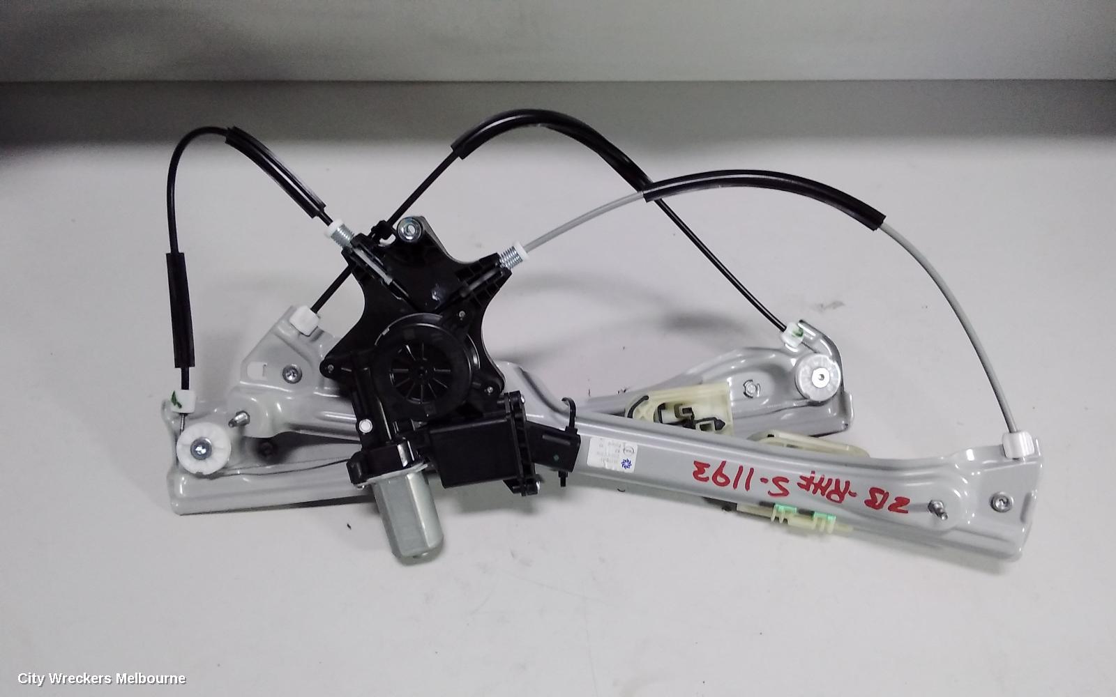 HOLDEN COMMODORE RIGHT FRONT WINDOW REG/MOTOR, ZB, 10/2017 - 12/2020 - Image 2
