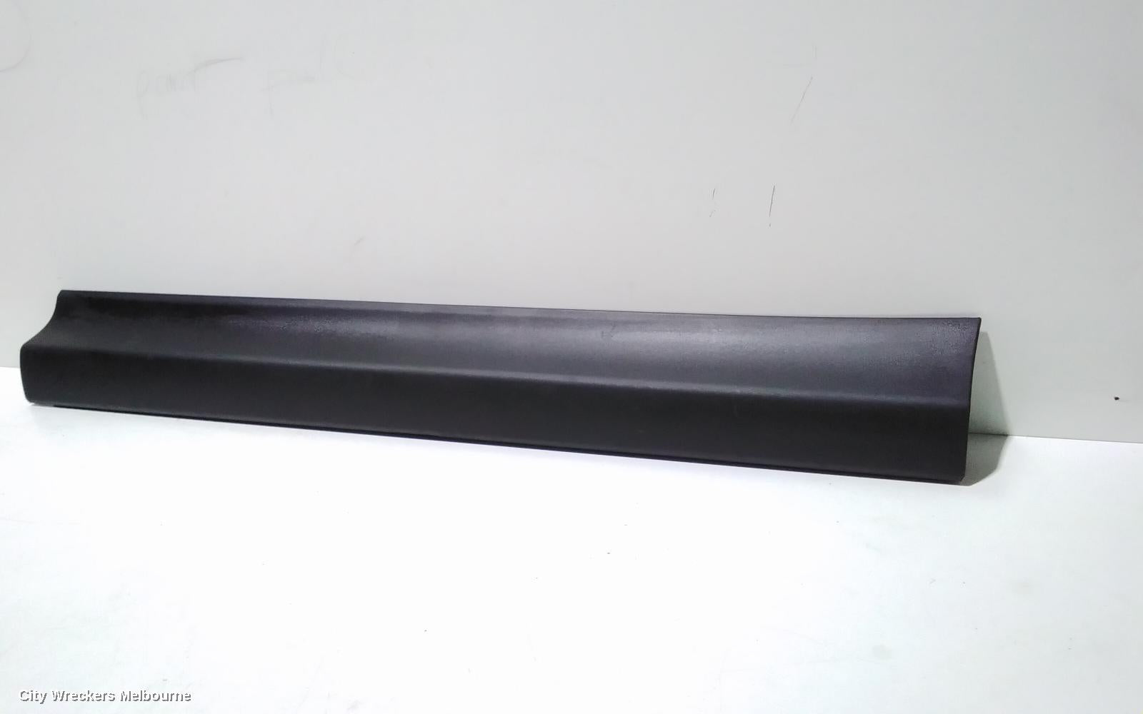 TOYOTA RAV4 DOOR MOULD, RHF LOWER DOOR MOULD: 96185, XA40, 12/2012 - 12/2018 - Image 2