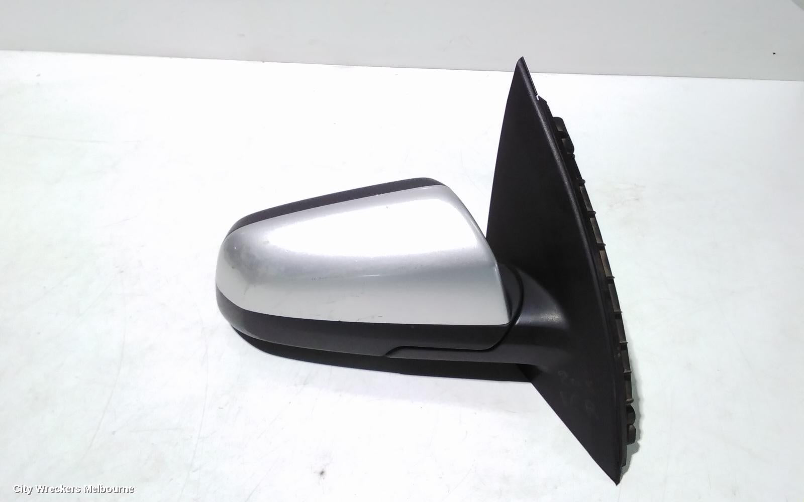 HOLDEN COMMODORE RIGHT DOOR MIRROR, VE, NON HEATED & NON PUDDLE LAMP TYPE, 08/2006 - 04/2013 - Image 3