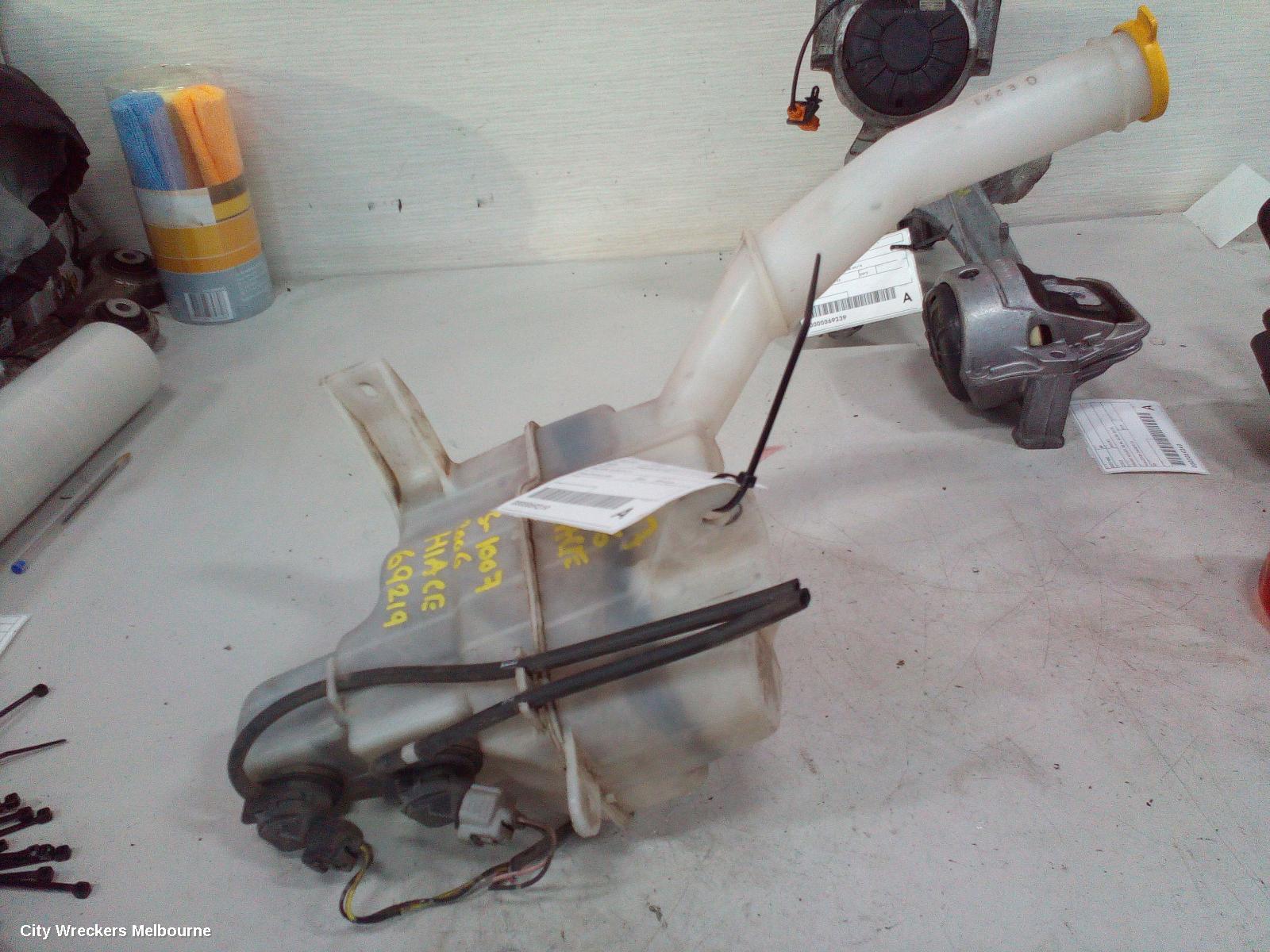 TOYOTA HIACE WASHER BOTTLE, TRH/KDH, 03/2005 - 04/2019 - Image 2