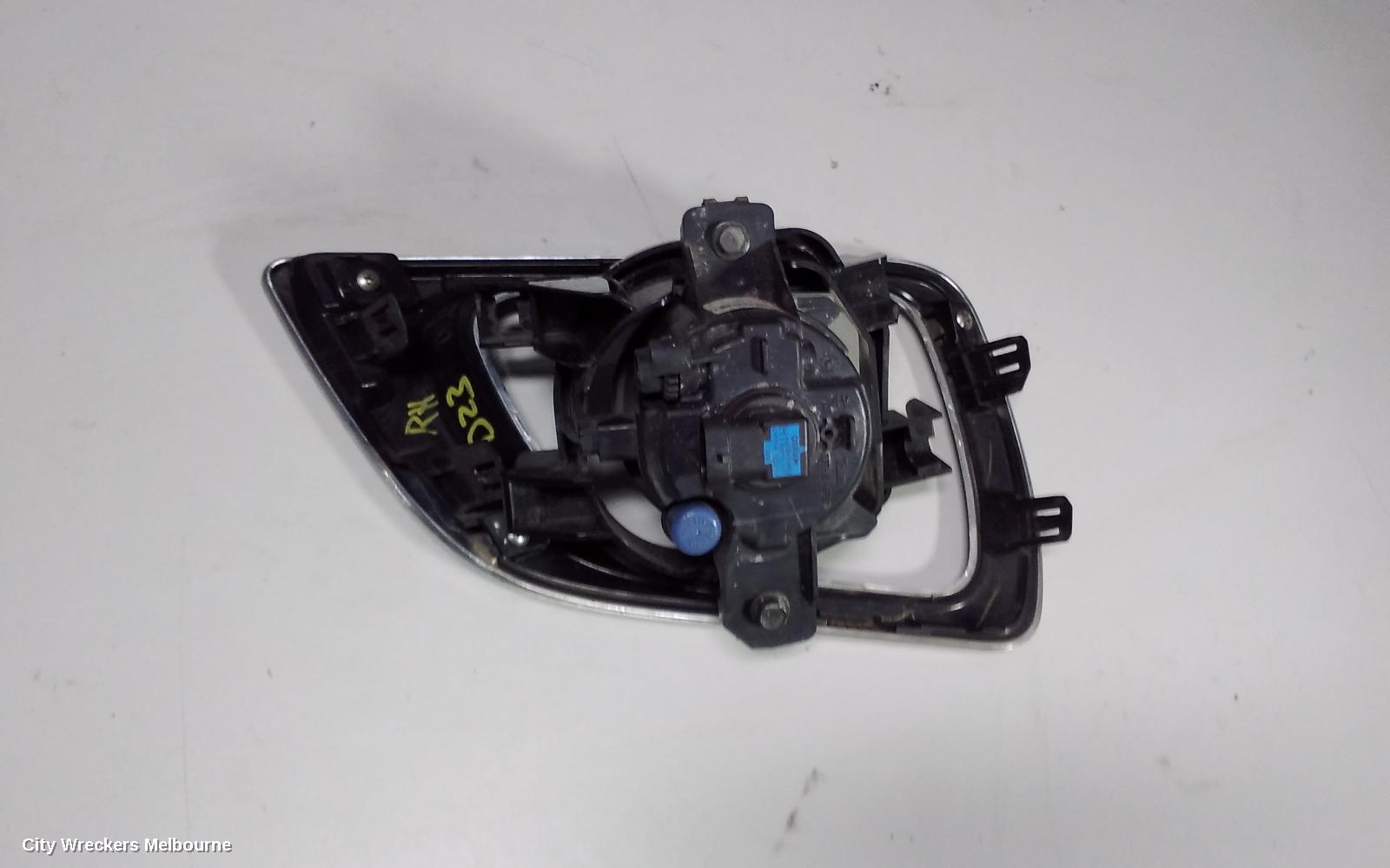 NISSAN NAVARA RIGHT INDICATOR/FOG/SIDE, NP300, BUMPER FOGLAMP, 05/2015 ONWARDS - Image 3