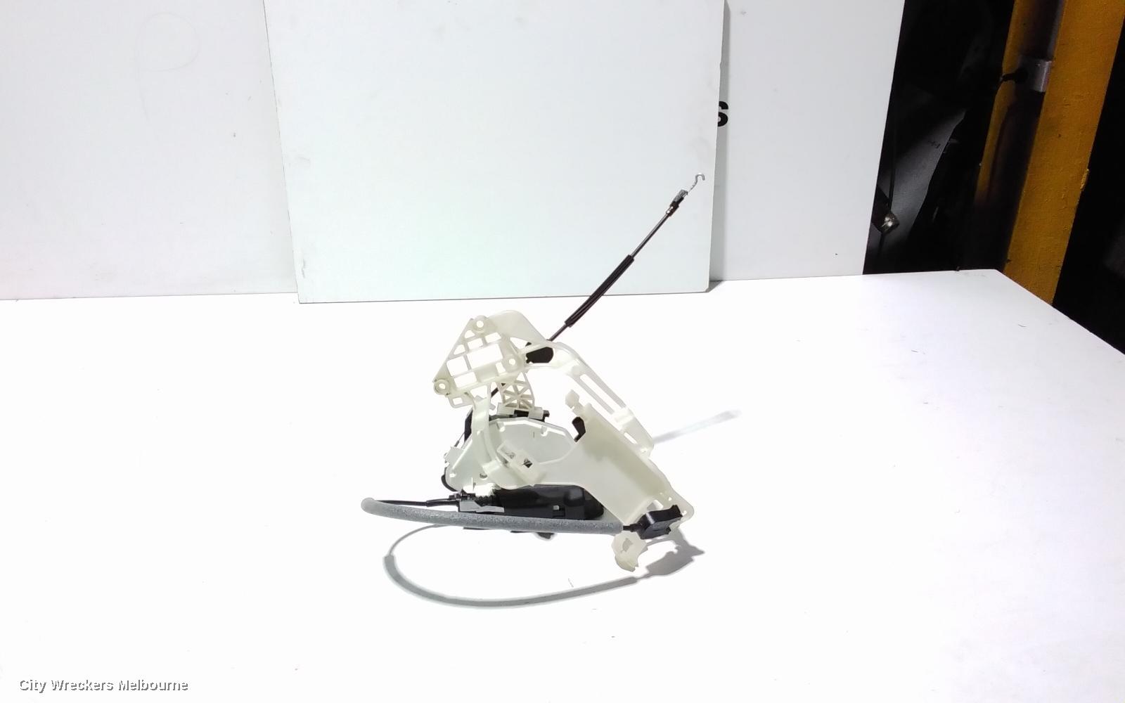 VOLKSWAGEN TIGUAN DOOR/BOOT/GATE LOCK, LEFT FRONT DOOR LOCK, 5N, W/ SAFELOCK TYPE, P/N 5N2837015E (6 PIN), 07/2011 - 08/2016 - Image 2