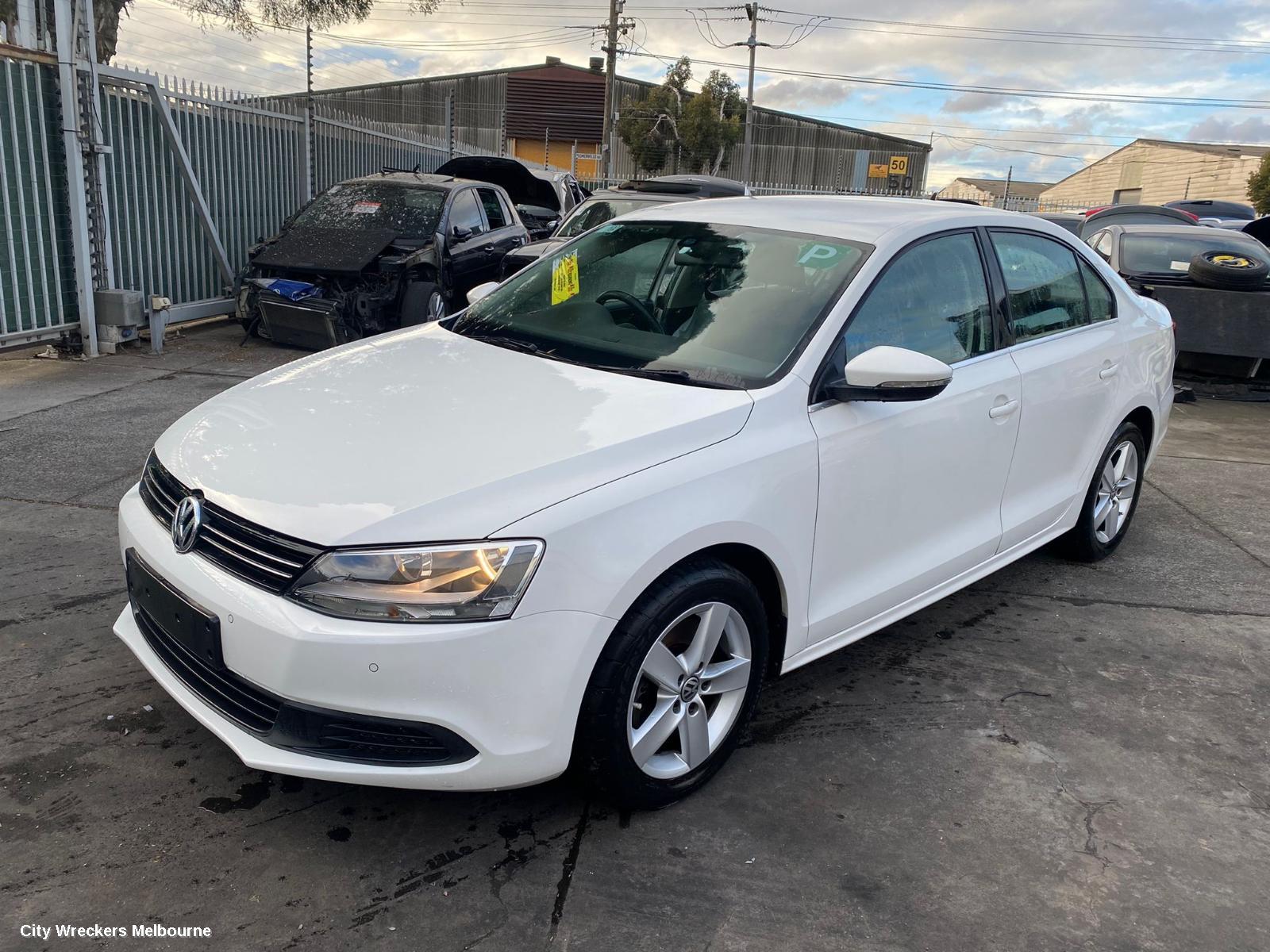 VOLKSWAGEN JETTA AIRBAG MODULE/SENSOR, CLOCKSPRING, 1B, 02/2011 - 12/2017 - Image 1
