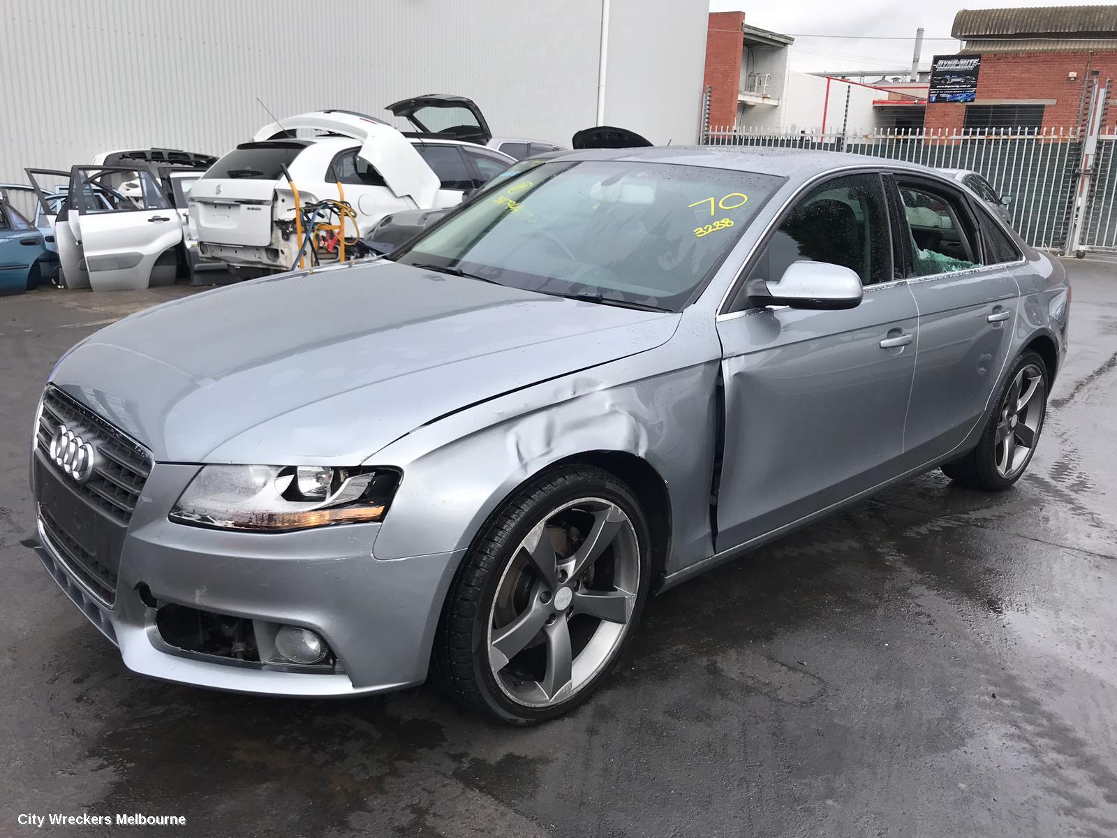 AUDI A4 RIGHT DOOR MIRROR, B8 8K, A4/S4, MANUAL FOLD, NO LANE CHANGE ASSIST TYPE, 2 PLUG (6/2 WIRE), 05/2009 - 09/2015 - Image 3
