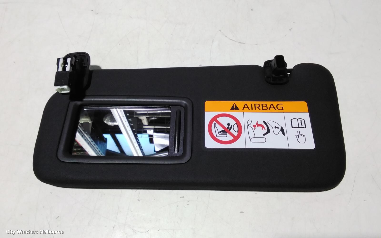 MAZDA MX30 SUNVISOR, DR, 11/2020 - 12/2025 - Image 3