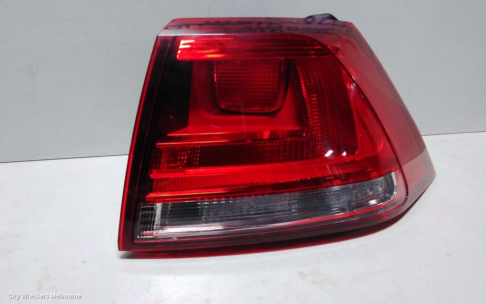 VOLKSWAGEN GOLF RIGHT TAILLIGHT, GEN 7, HATCH, STANDARD, NON LED TYPE, 03/2013 - 03/2017 - Image 3
