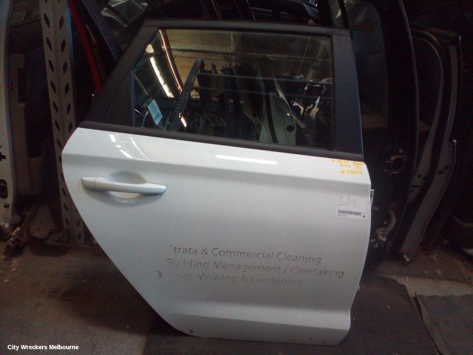 HYUNDAI I30 RIGHT REAR DOOR, PD, HATCH (S. KOREA VIN KMHH), 03/2017 ONWARDS - Image 1