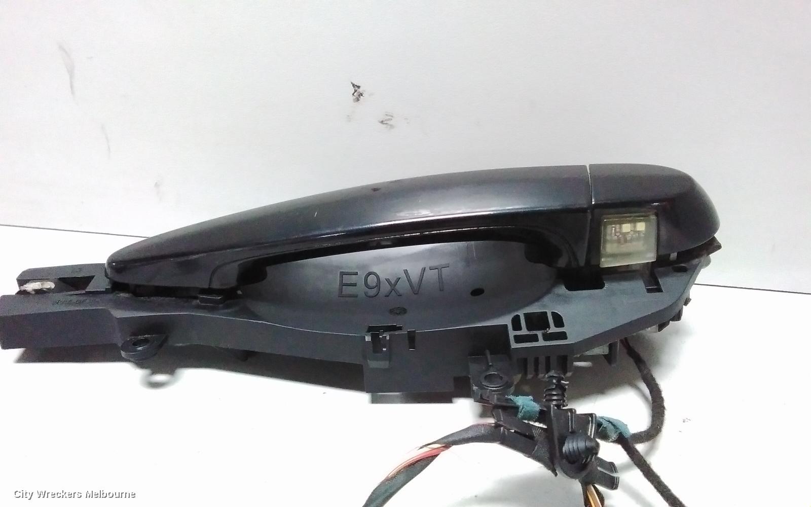 BMW 3 SERIES DOOR HANDLE, OUTER, LH FRONT, NON KEYLESS TYPE, E90/E91, SEDAN/WAGON, 03/2005 - 04/2012 - Image 3