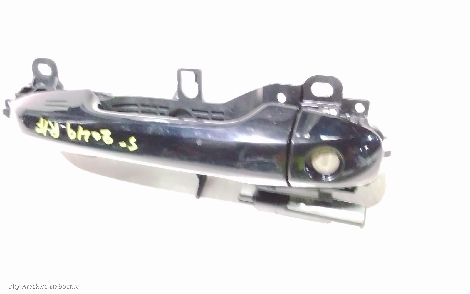 TOYOTA KLUGER DOOR HANDLE, OUTER, RH FRONT, NON KEYLESS ENTRY TYPE, GSU50/GSU55, 12/2013 - 02/2021 - Image 3