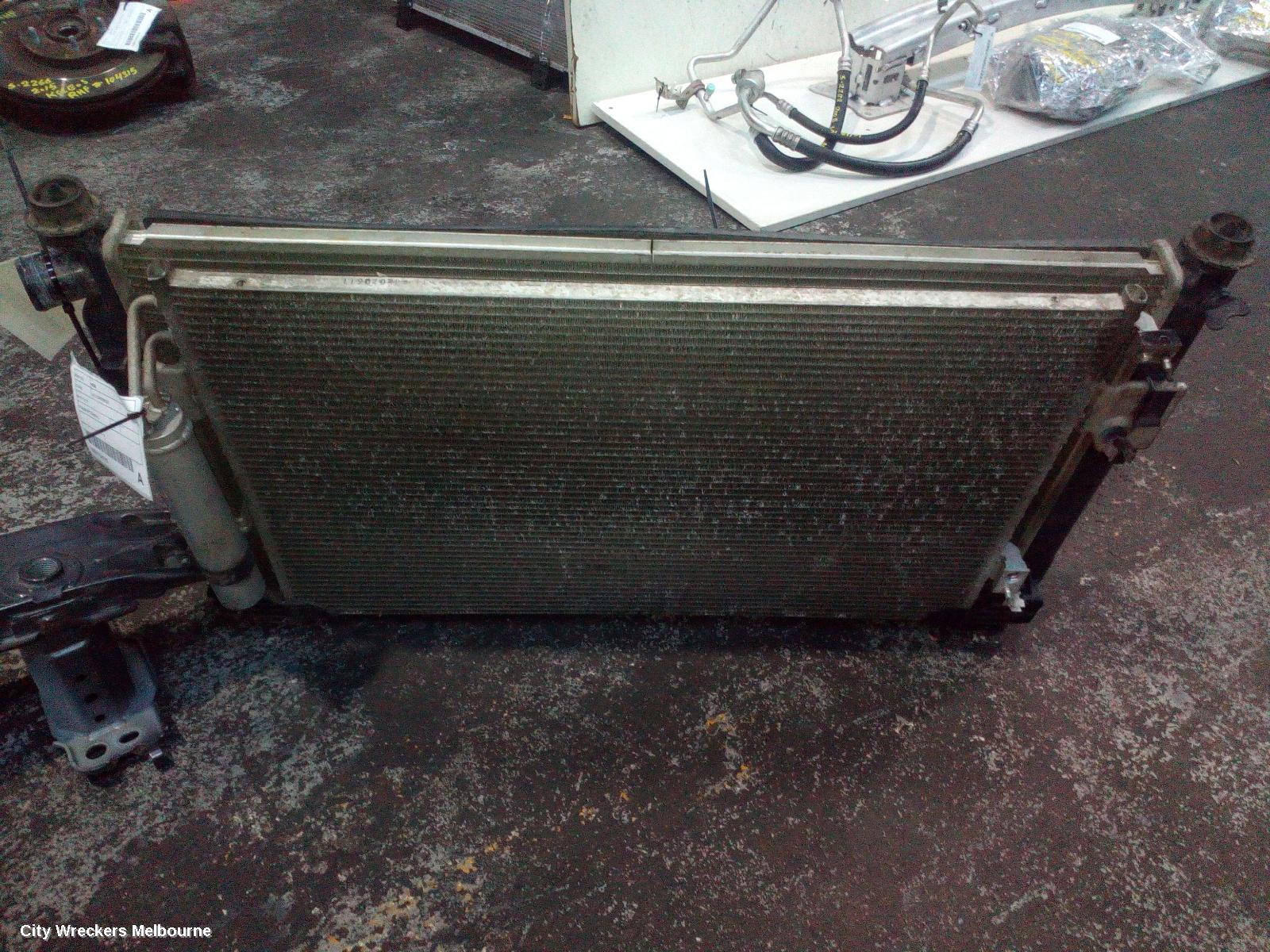 PEUGEOT 4008 RADIATOR, AUTO, 2.0, 06/2012 - 12/2017 - Image 3