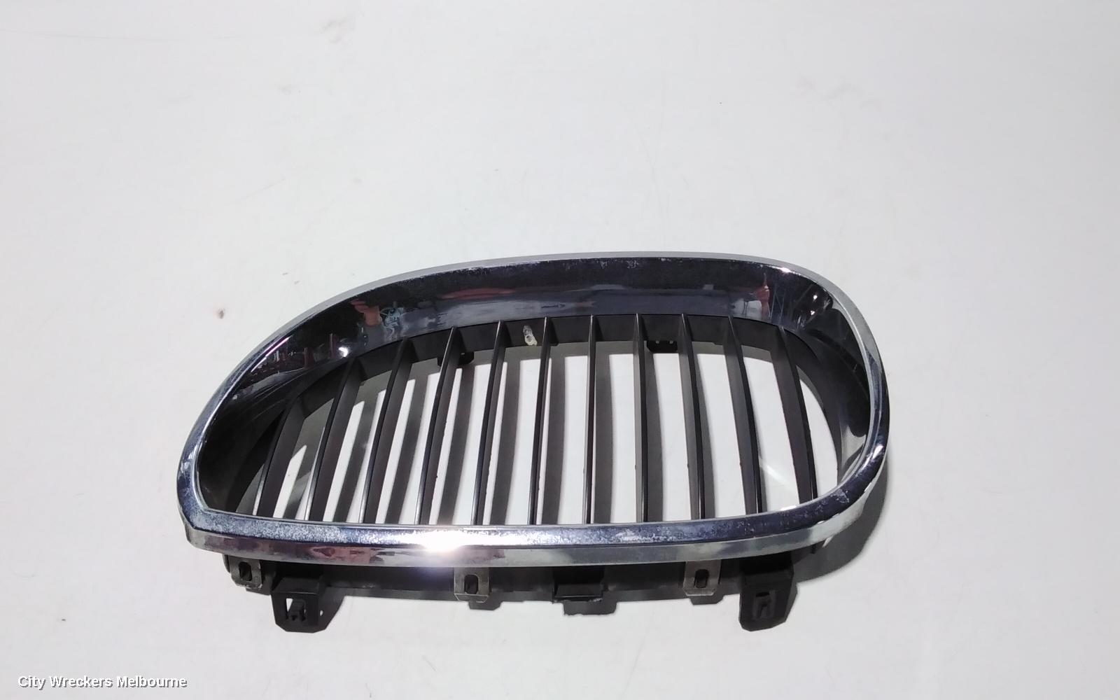 BMW X5 GRILLE, LH SIDE (CHROME), E53, 11/2000 - 09/2003 - Image 1