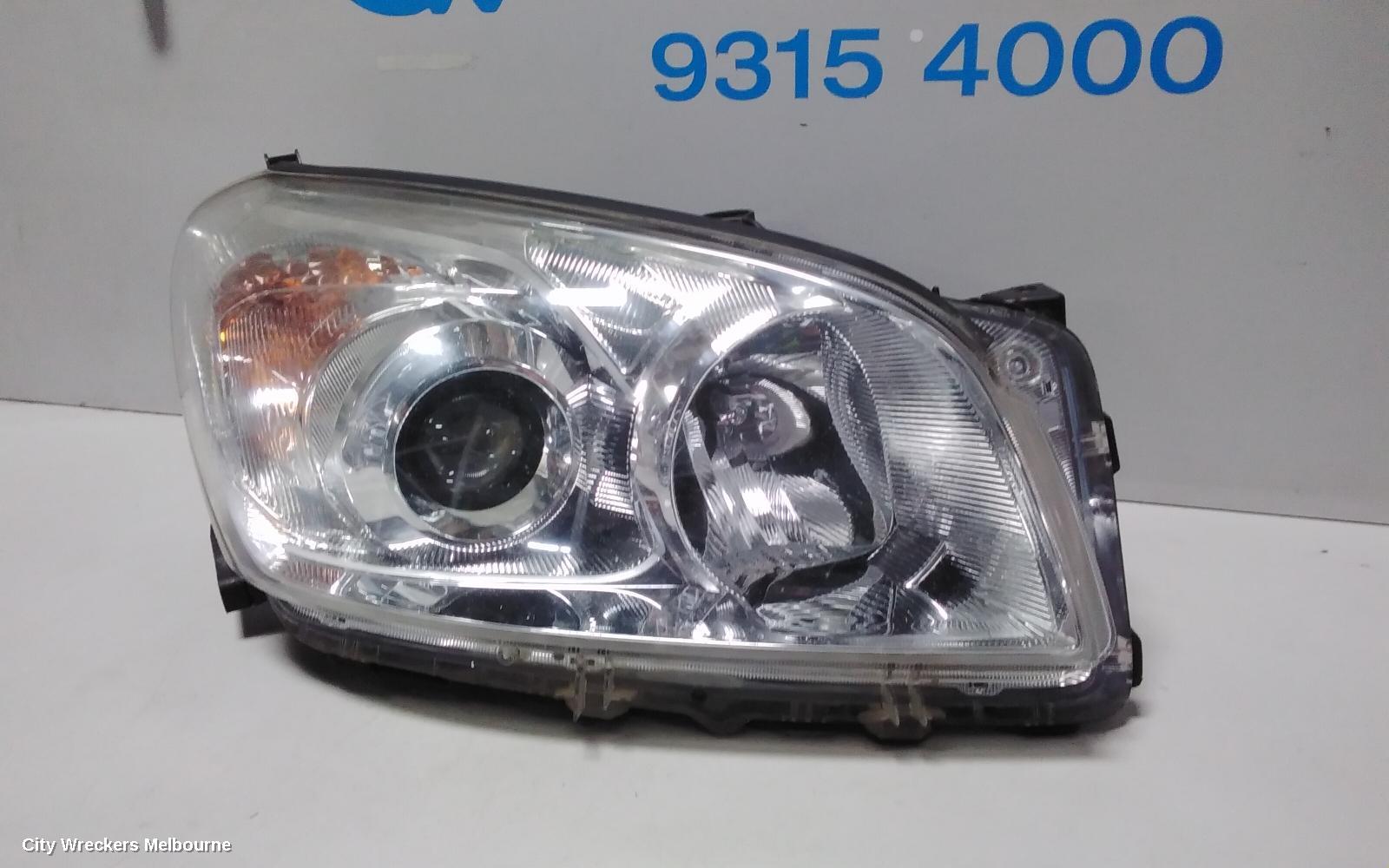 TOYOTA RAV4 RIGHT HEADLAMP, ACA33, 08/2008 - 11/2012 - Image 2