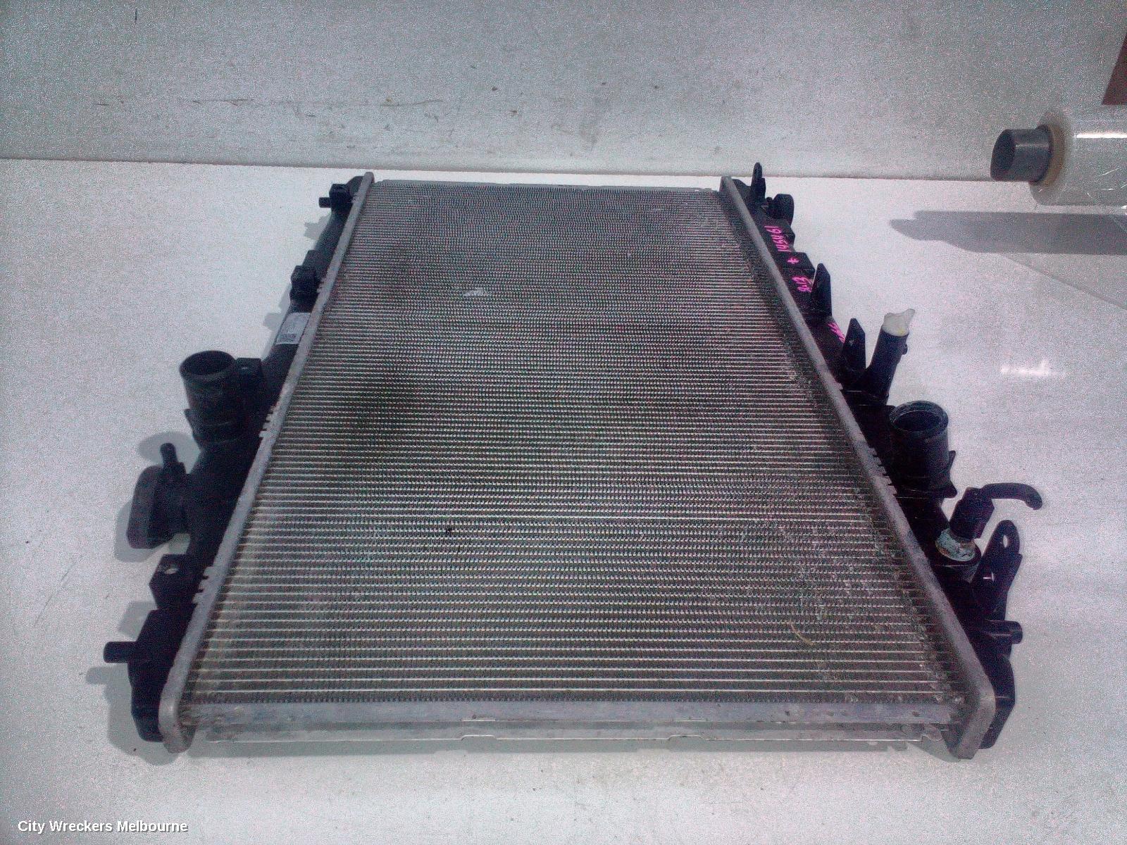 HONDA CIVIC RADIATOR, AUTO, 1.8, PETROL, HATCH (VIN SHHFK), 06/2012 - 04/2016 - Image 3