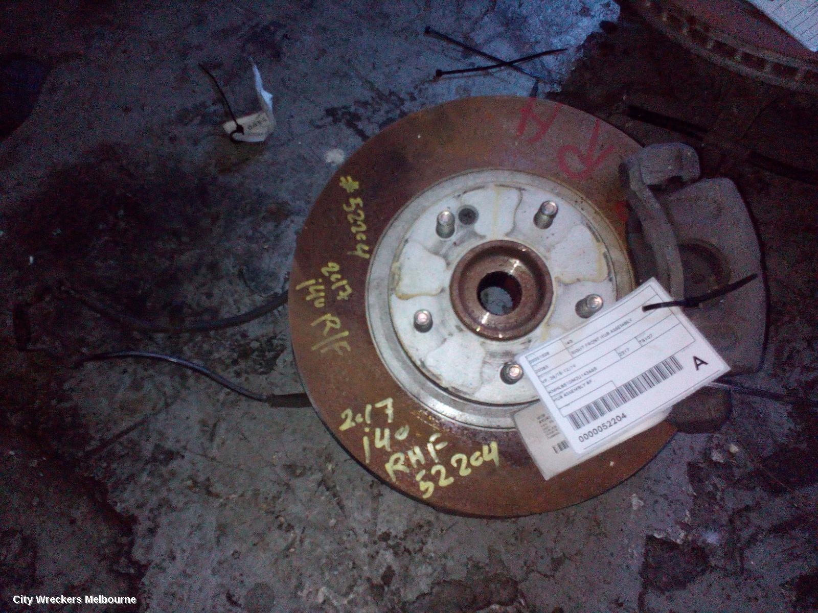 HYUNDAI I40 RIGHT FRONT HUB ASSEMBLY, VF, 06/2015 - 12/2019 - Image 1