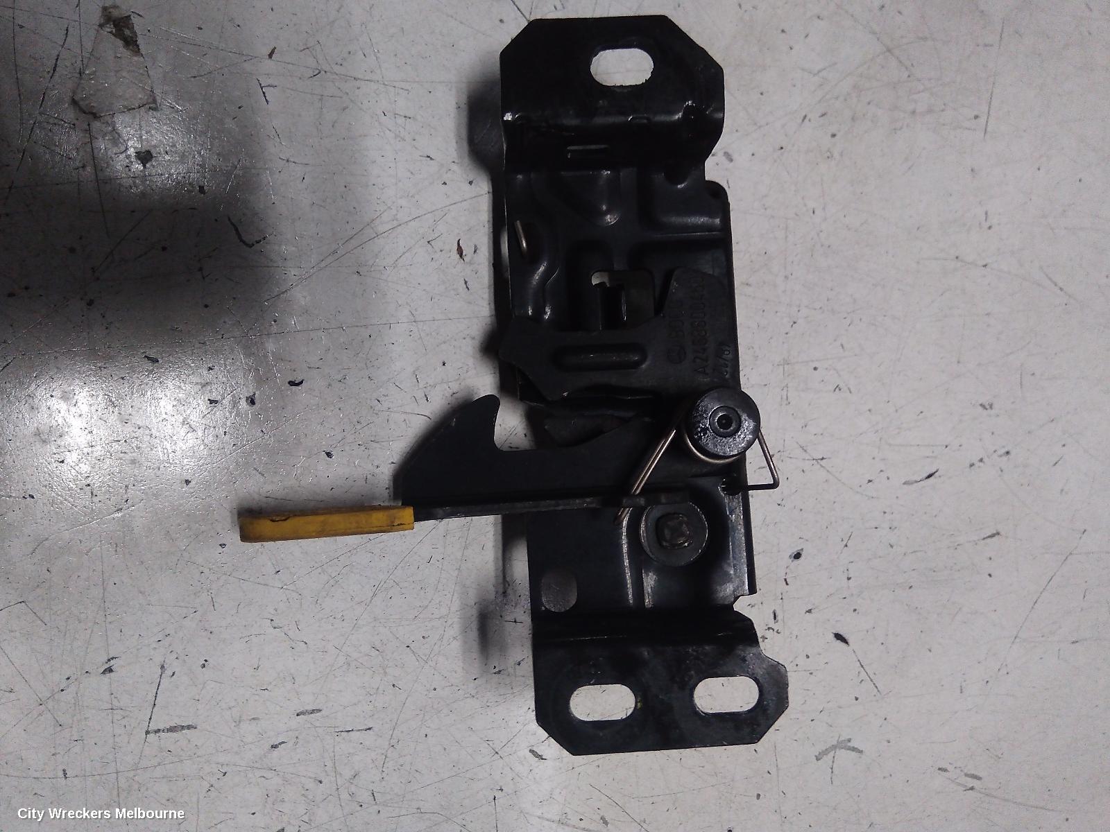 MERCEDES CLA CLASS BONNET LOCK/SUPPORT, C117, 10/2013 - 02/2019 - Image 2