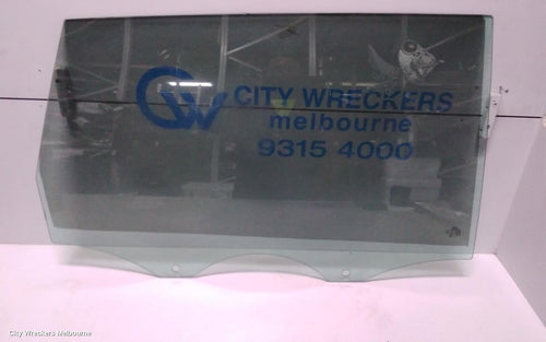 AUDI Q7 RIGHT REAR DOOR WINDOW, 4L, 09/2006 - 08/2015 - Image 1
