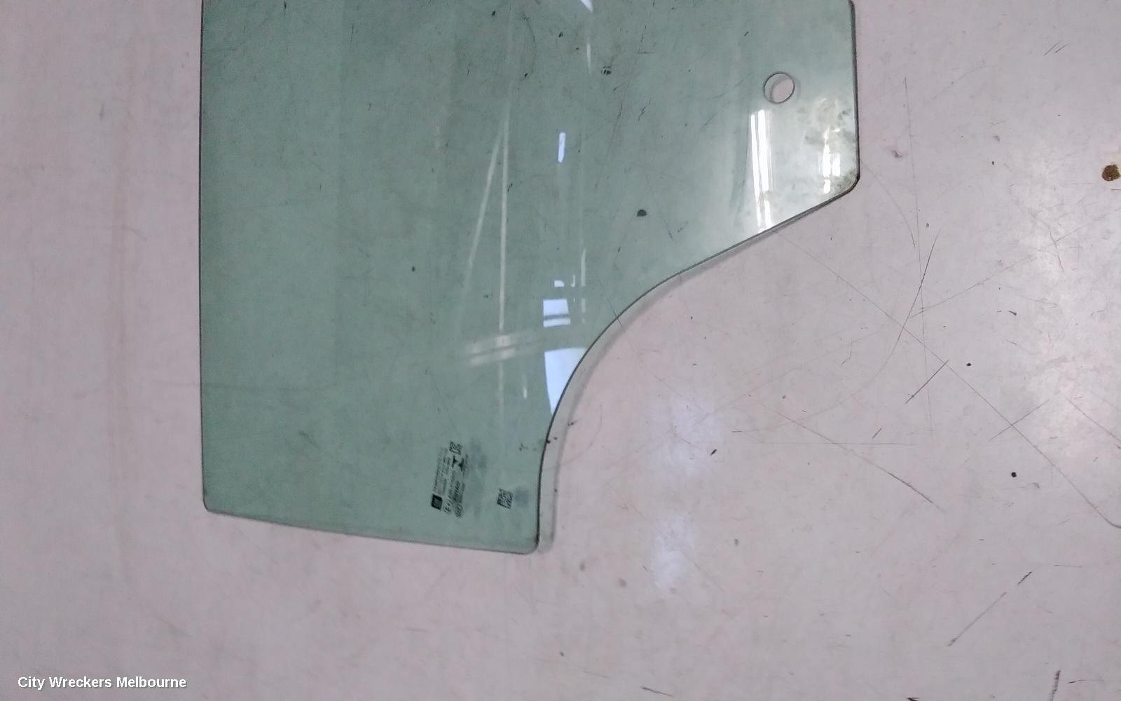 HOLDEN ASTRA RIGHT REAR DOOR WINDOW, BK, 5DR HATCH, 09/2016 ONWARDS - Image 3