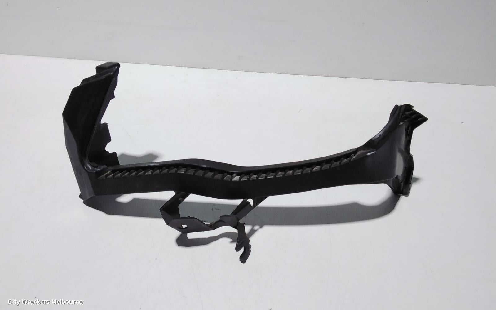 SUBARU FORESTER, SJ, 01/2013 - 08/2018, LH HEAD LIGHT BRAKET: 93093 - Image 1