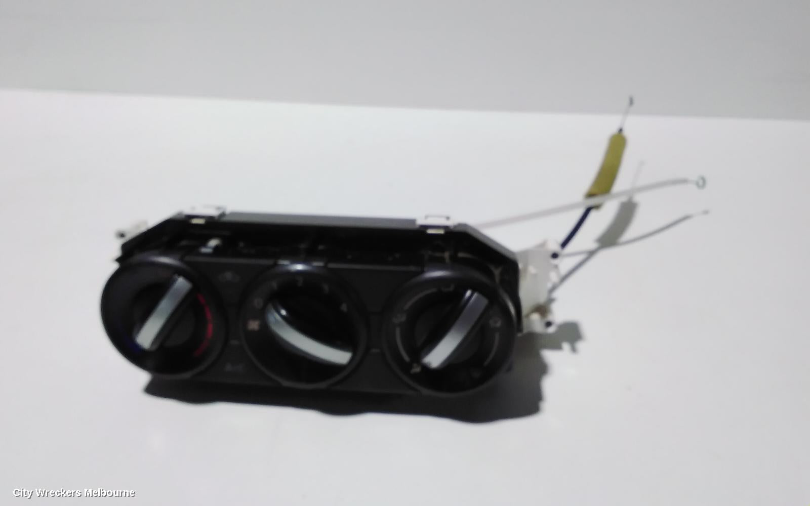 NISSAN NAVARA HEATER/AC CONTROLS, NP300, NON CLIMATE CONTROL TYPE, 05/2015 ONWARDS - Image 1