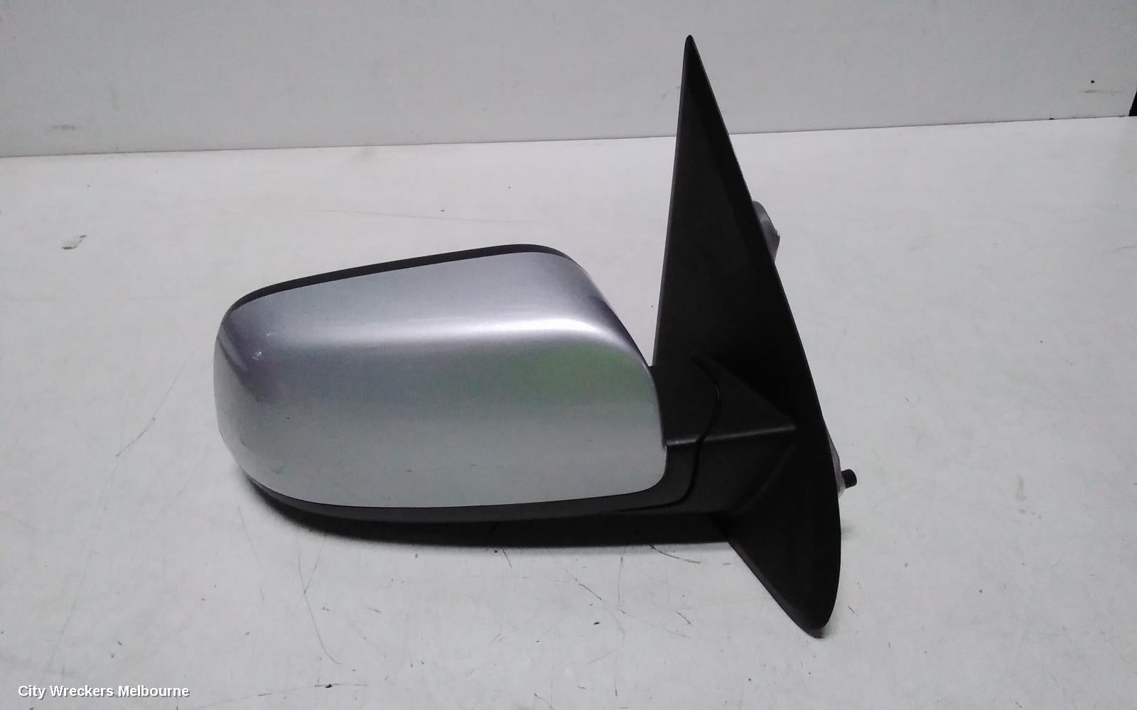FORD TERRITORY RIGHT DOOR MIRROR, SX-SY MKII, TX/TS, W/O FULL ELECTRIC SEAT, NON INDICATOR TYPE, 05/2004 - 04/2011 - Image 1