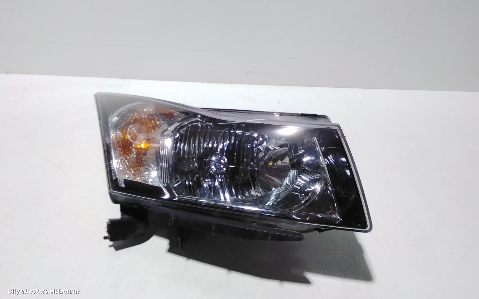 HOLDEN CRUZE RIGHT HEADLAMP, JG, 03/2009 - 02/2011 - Image 2