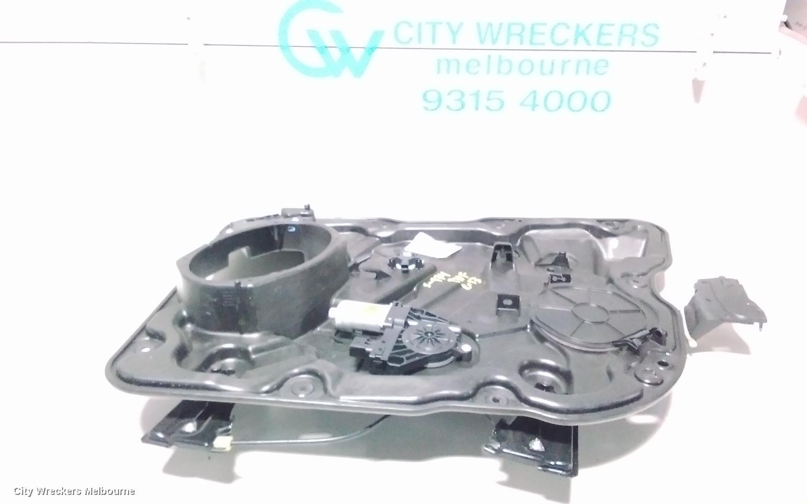 JEEP GRANDCHEROKEE RIGHT FRONT WINDOW REG/MOTOR, WK, 10/2010 - 02/2022 - Image 1