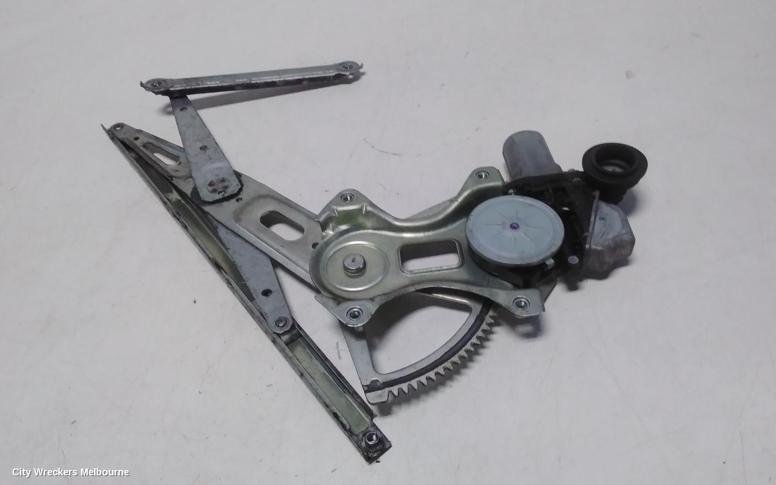 TOYOTA PRIUS LEFT REAR WND REG/MOTOR, ZVW30R, POWER, 07/2009 - 12/2015 - Image 3