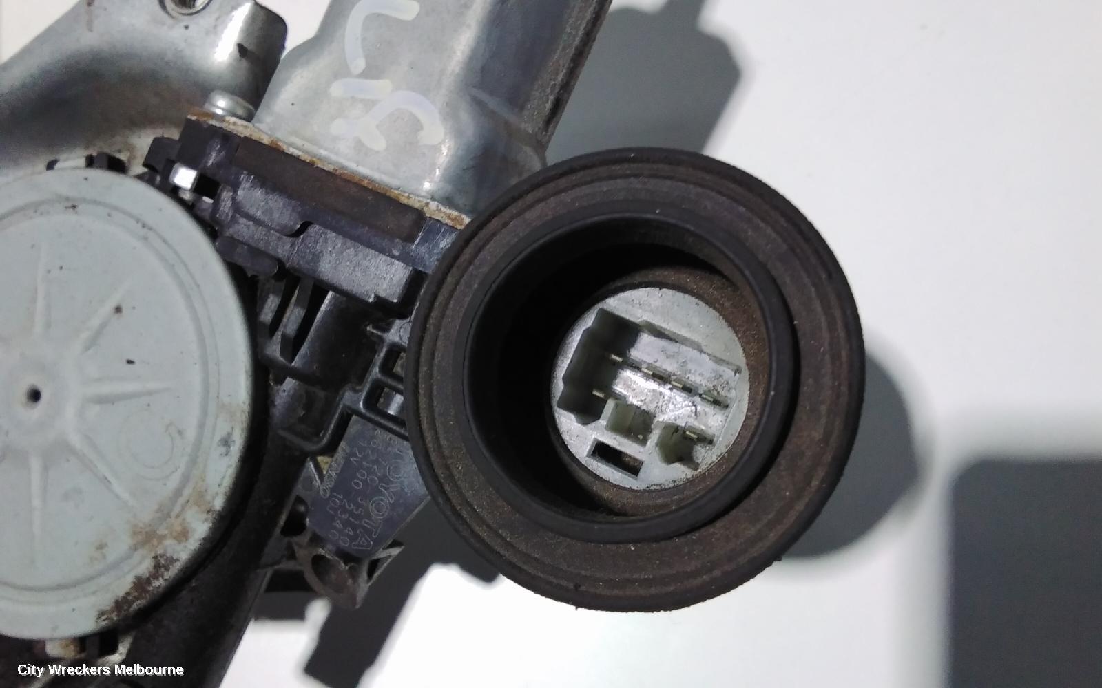 TOYOTA HIACE LEFT FRONT WINDOW REG/MOTOR, DOOR REG AND MOTOR ASSY, TRH/KDH, 03/2005 - 04/2019 - Image 2