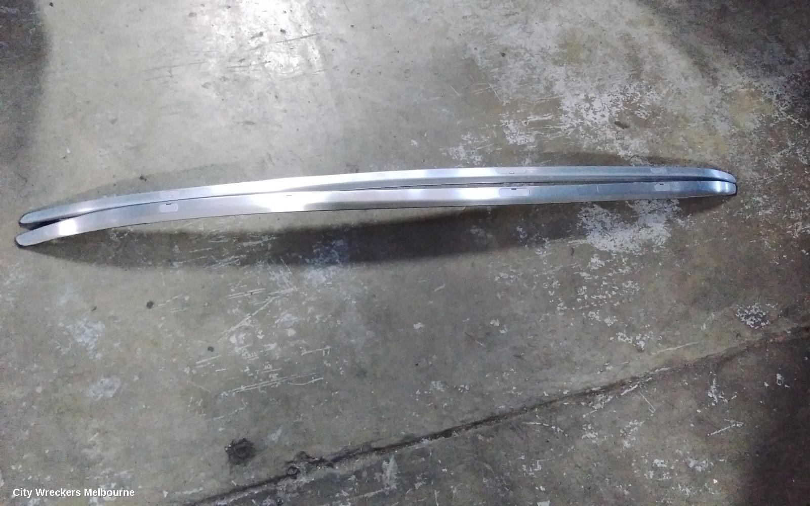 HONDA HRV ROOF RAIL - Image 2