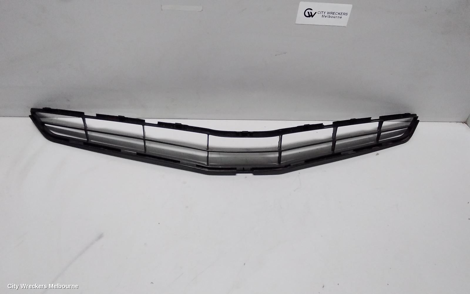 TOYOTA CAMRY GRILLE, RADIATOR GRILLE (LOWER), AHV40, HYBRID, 12/2009 - 11/2011 - Image 1