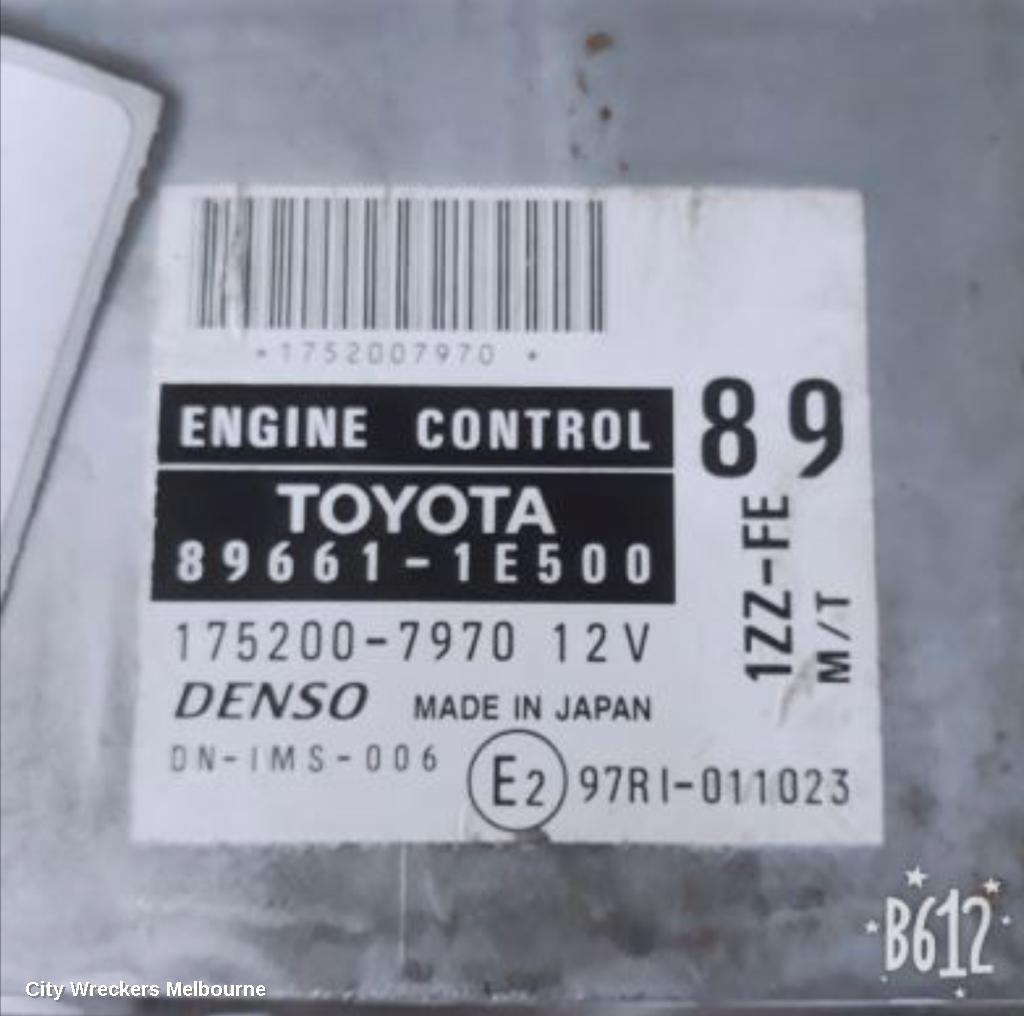 TOYOTA COROLLA LEFT TAILLIGHT, ZZE122 (JAPAN-VIN JTD), HATCH, LENS# 13-65, 12/2001 - 03/2004 - Image 1