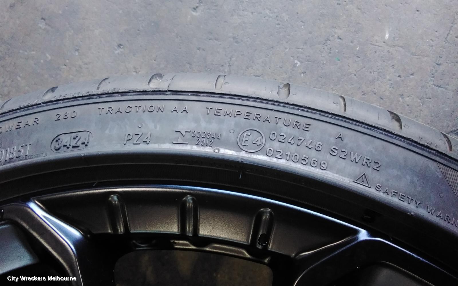 HYUNDAI I30 WHEEL MAG, FACTORY, 19X8IN, 5 V SPOKE, HIGH GLOSS BLACK, CN7, SEDAN (S.KOREA VIN KMHL), 03/2023 ONWARDS - Image 3