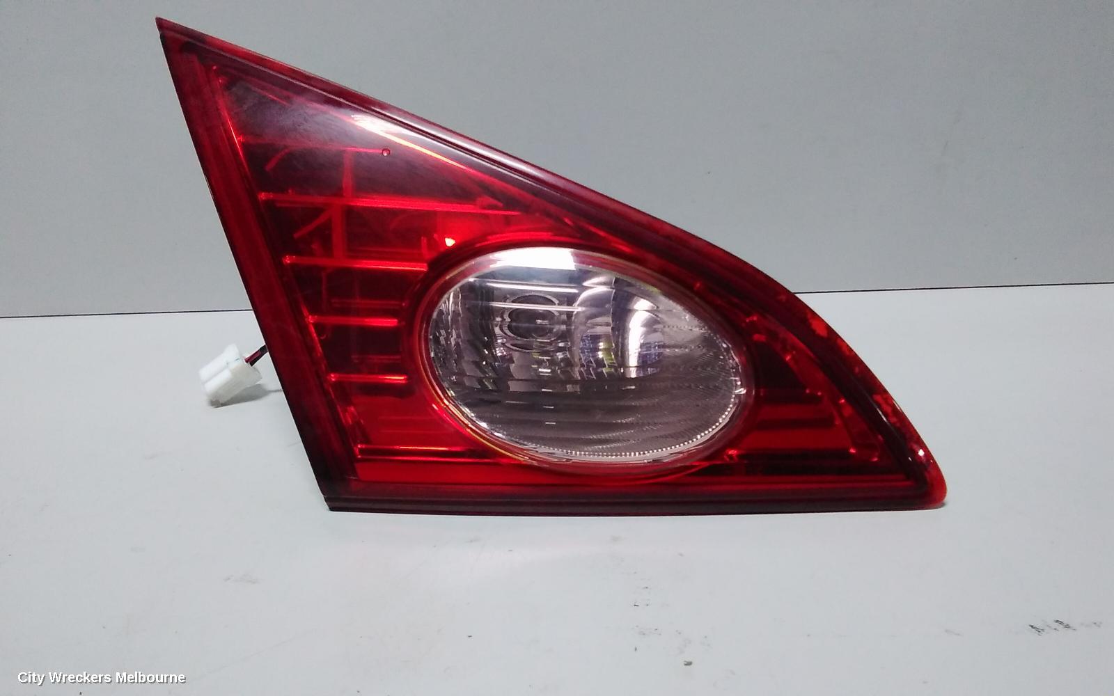 NISSAN MURANO REAR GARNISH, TAILGATE LAMP (LH SIDE), Z51, 12/2008 - 08/2011 - Image 3