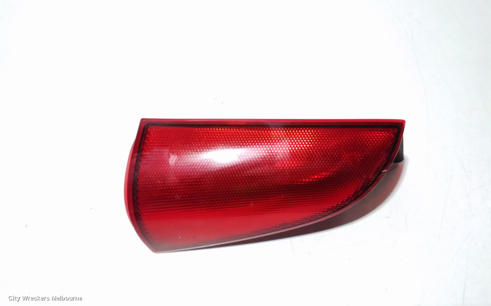 MERCEDES VITO RIGHT TAILLIGHT, UPPER TAILGATE, 639, 02/2006 - 02/2015 - Image 3