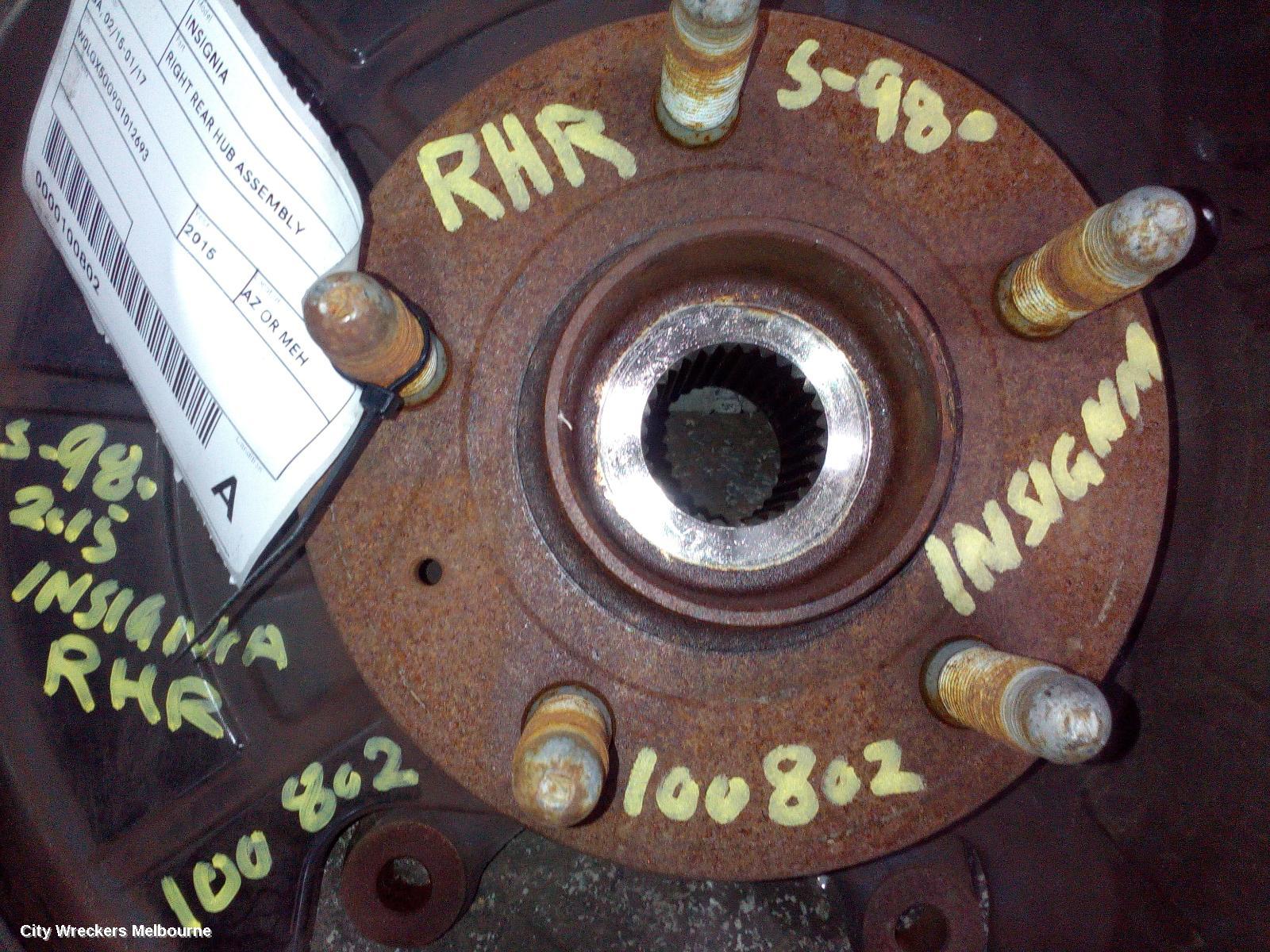 HOLDEN INSIGNIA RIGHT REAR HUB ASSEMBLY, GA, 02/2015 - 01/2017 - Image 2