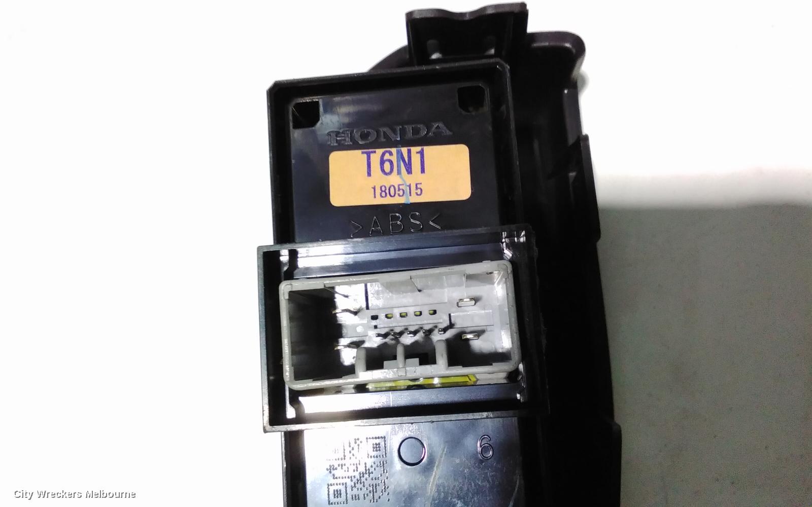 HONDA ODYSSEY PWR DR WIND SWITCH, LH REAR/RH REAR, RC1, 02/2014 ONWARDS - Image 3