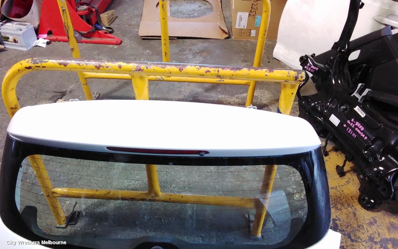 SUZUKI SWIFT BOOTLID/TAILGATE, TAILGATE, FZ, NON SPOILER TYPE, 08/2010 - 03/2017 - Image 3