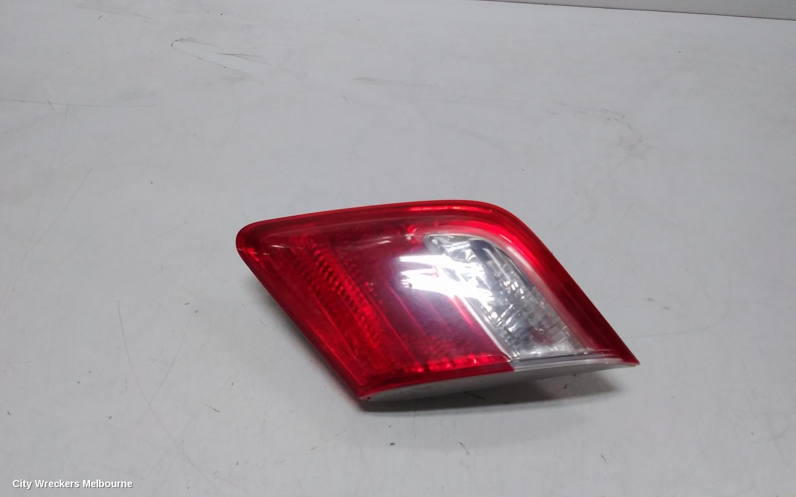 TOYOTA CAMRY REAR GARNISH, BOOTLID LAMP (RH SIDE), ACV40/SPORTIVO, 06/2006 - 06/2009 - Image 1