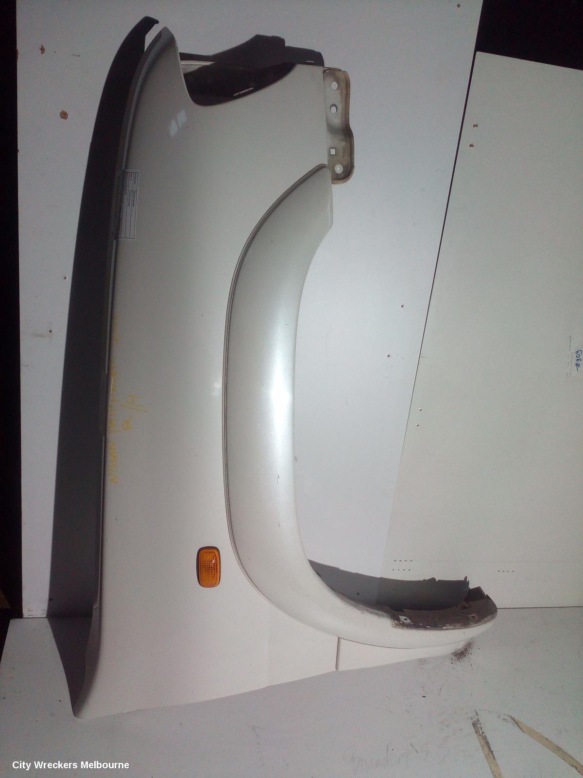 NISSAN PATHFINDER RIGHT GUARD, R50, ST, 02/1999 - 06/2005 - Image 2