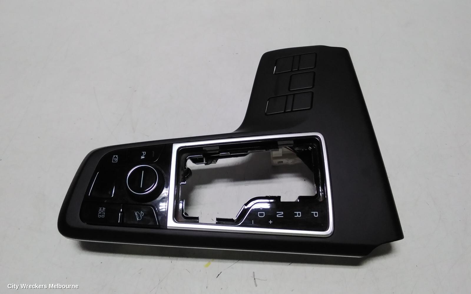 KIA SPORTAGE GEAR STICK/SHIFTER, NQ5, 09/2021 ONWARDS - Image 1