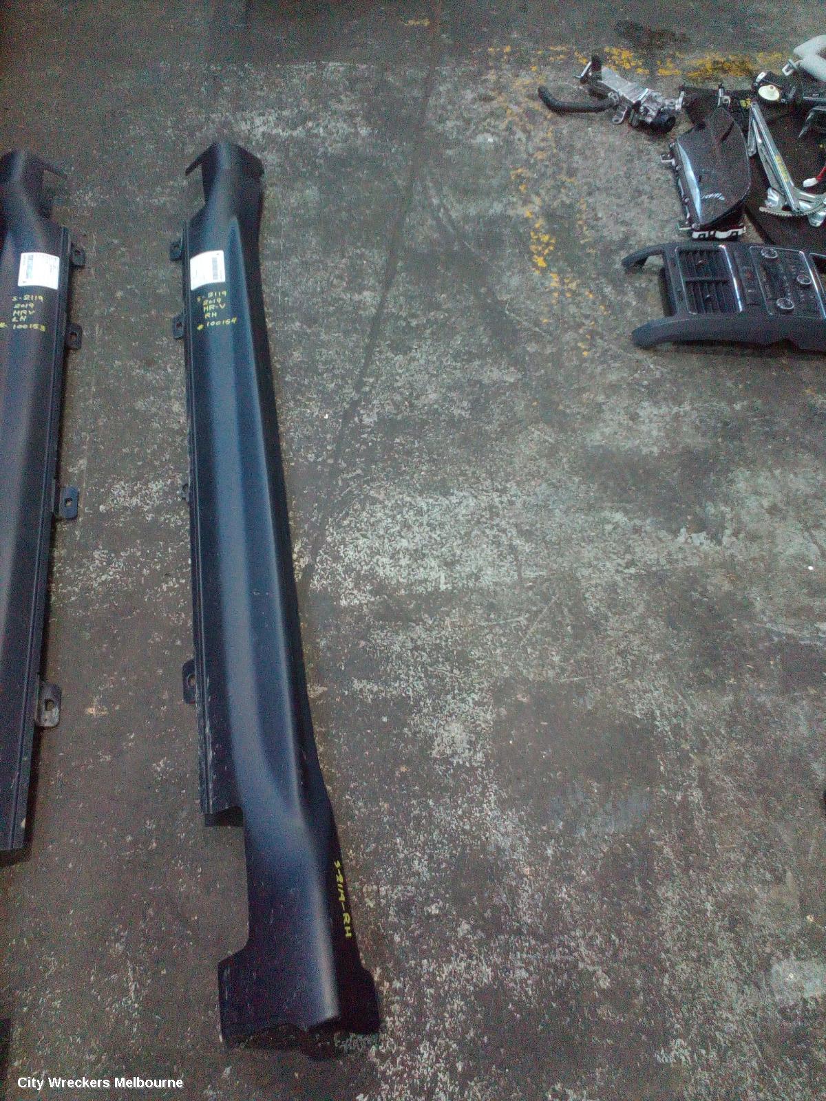 HONDA HRV SIDE STEP/SKIRT, RU, 12/2014 - 10/2021 - Image 1